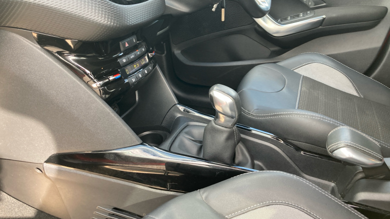 Peugeot 2008 1.2 PureTech Allure 5dr Petrol Estate